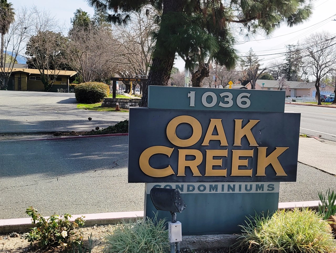 1036 Oak Grove 31